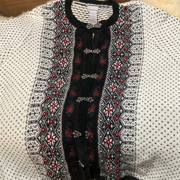 Koret Patterned Cardigan in Black, White, and Red - Picture 9 of 9